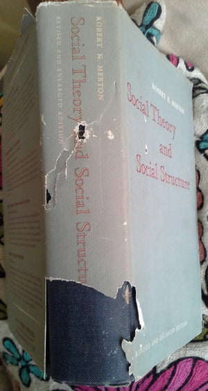 Social Theory and Social Structure,Used