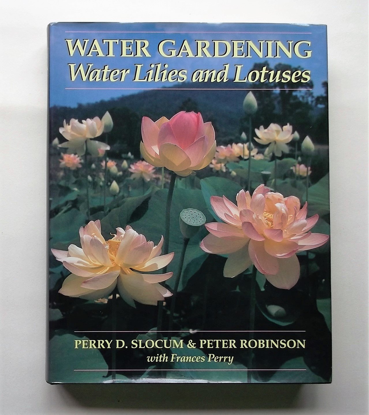 Water Gardening: Water Lilies and Lotuses,Used