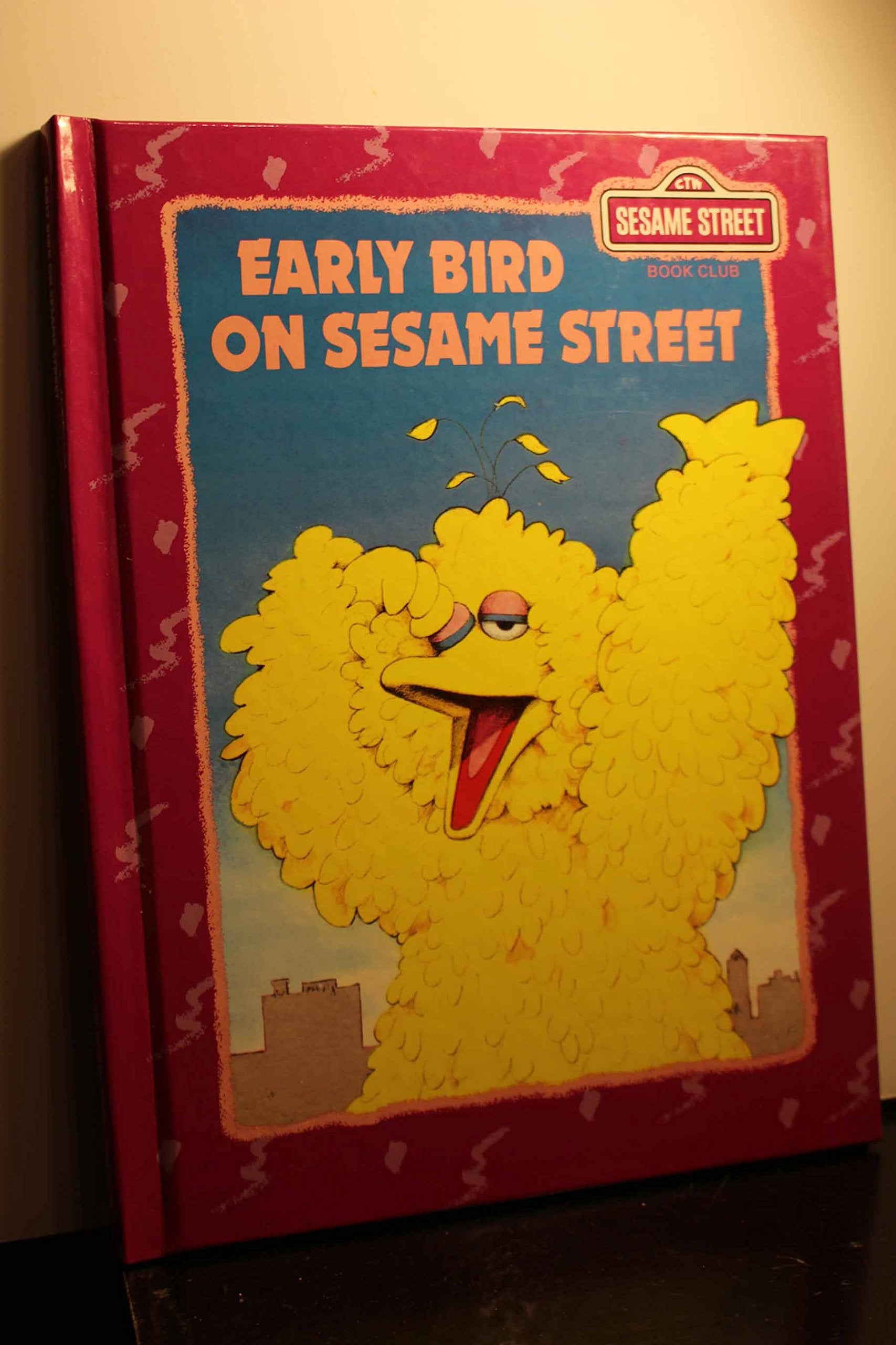 Early Bird On Sesame Street (Sesame Street Book Club),Used