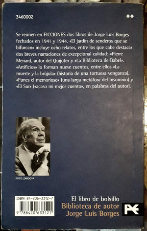 Ficciones (Spanish Edition),Used