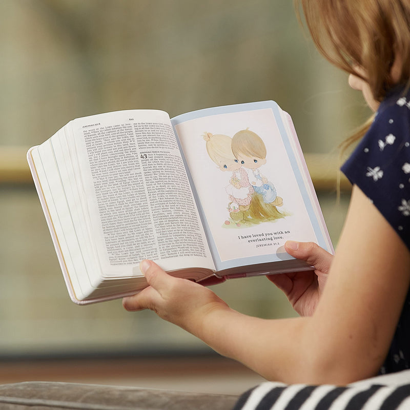 NKJV, Precious Moments Small Hands Bible, Hardcover, Pink, Comfort Print: Holy Bible, New King James Version,Used