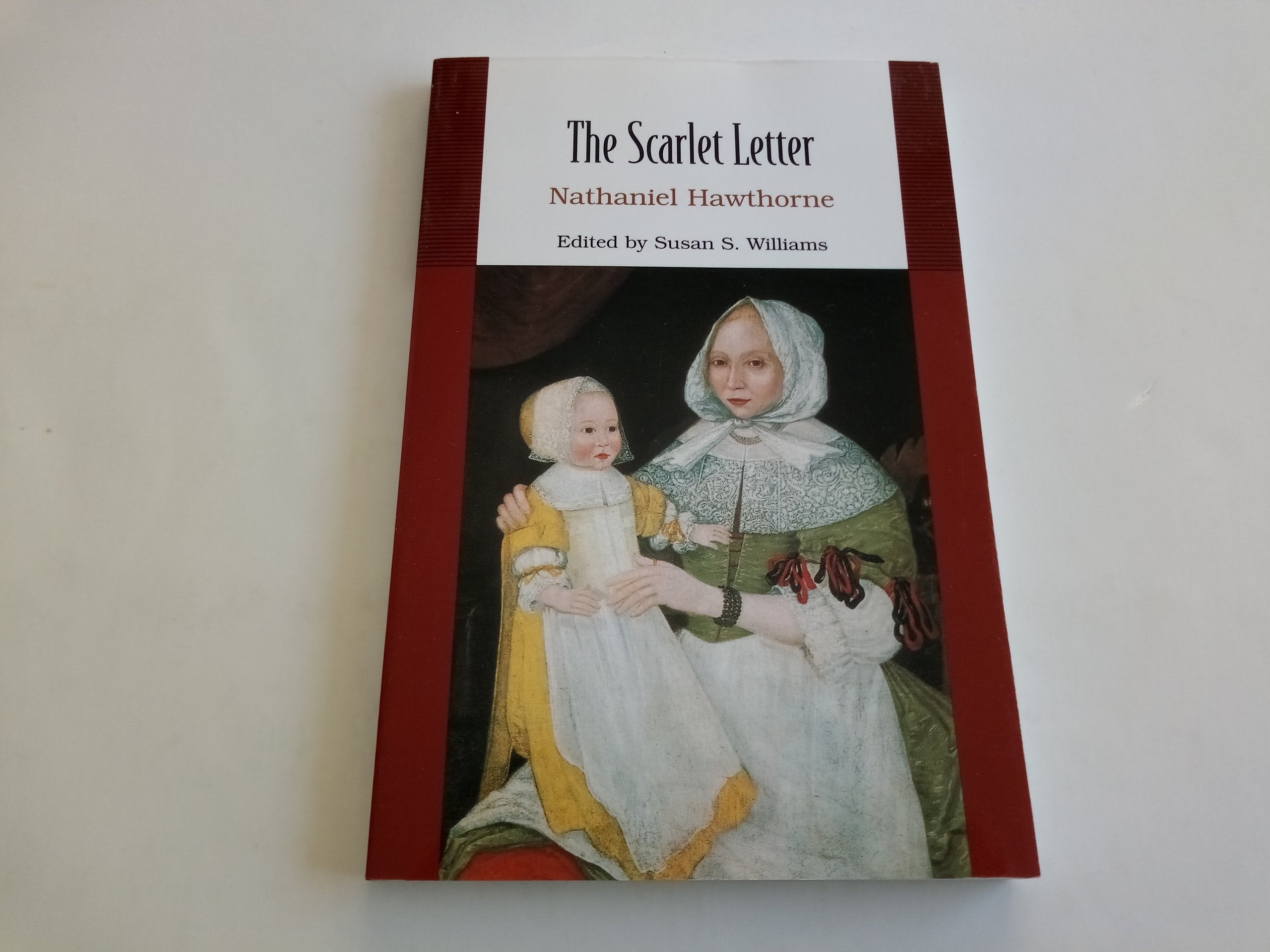 The Scarlet Letter (Bedford College Editions)-used