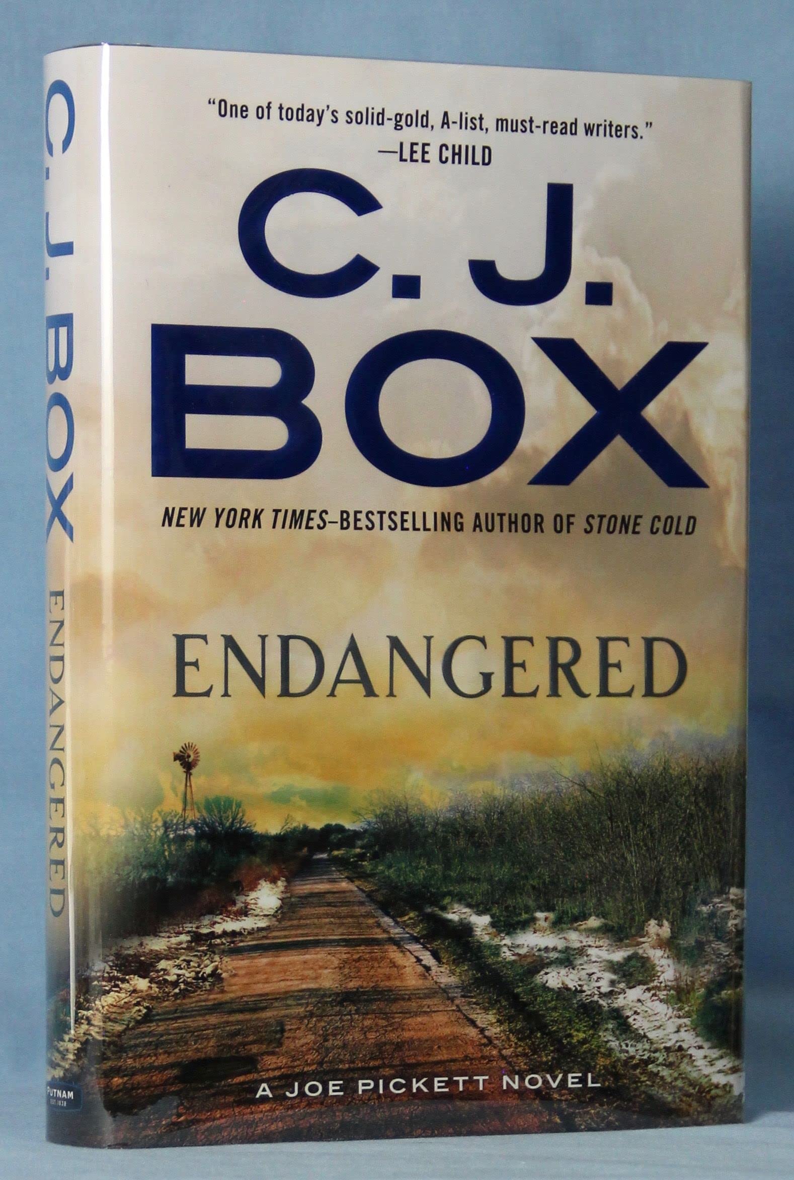Endangered (A Joe Pickett Novel),Used