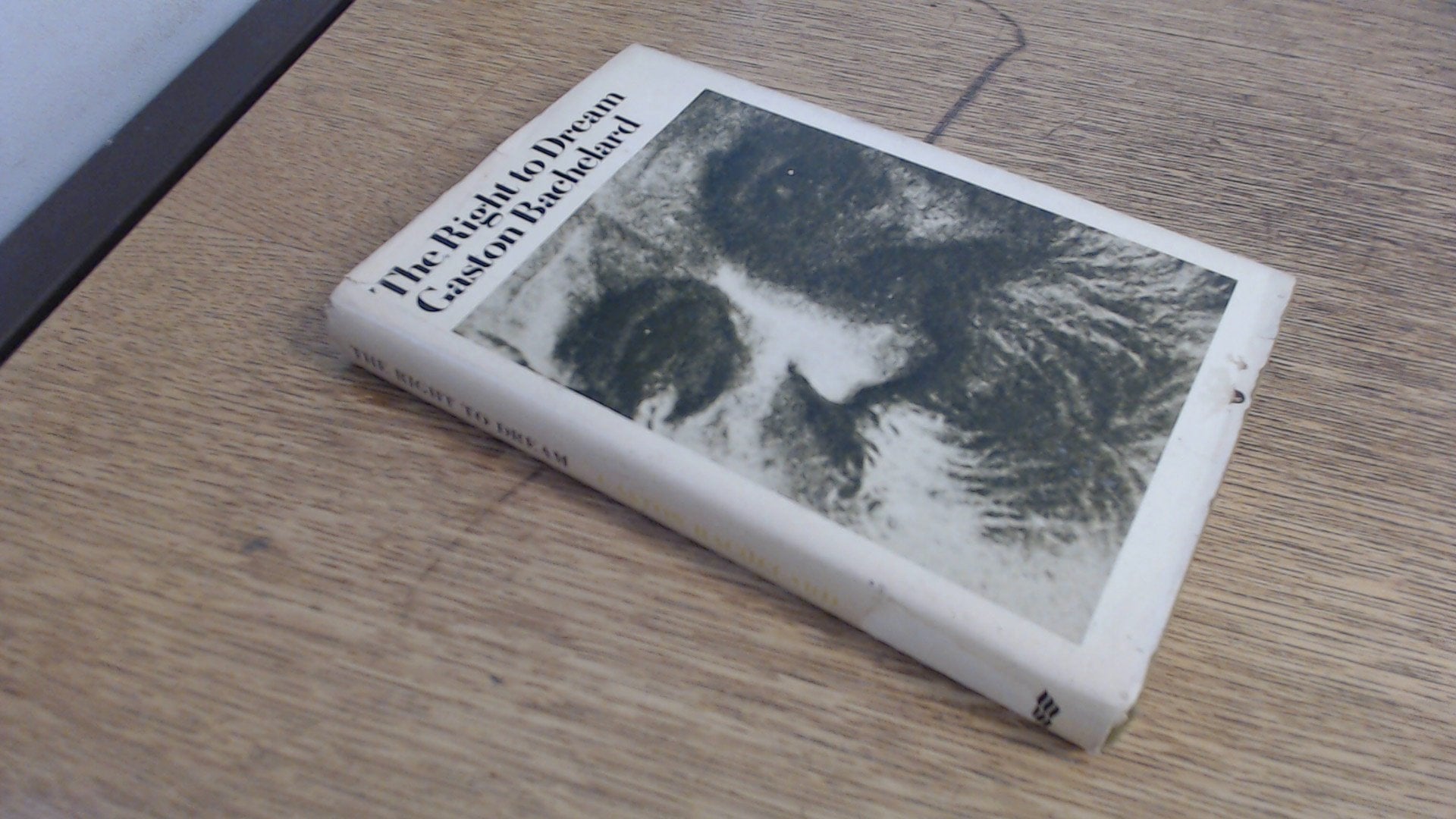 The right to dream (An Orion Press book),Used