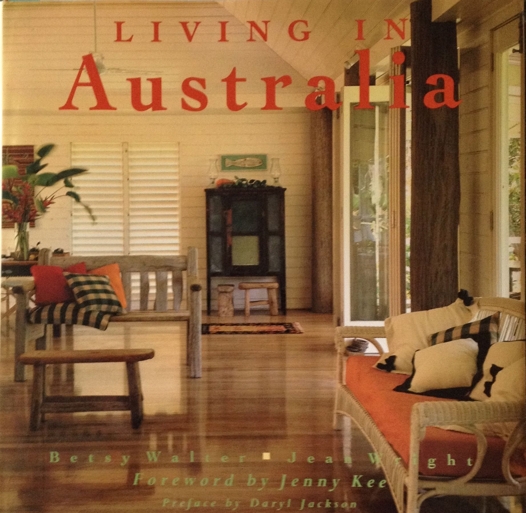Living in Australia,Used