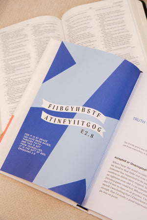 Dwell Differently: Overcome Negative Thinking with the Simple Practice of Memorizing Gods Truth (The LifeChanging Scripture Mem,Used