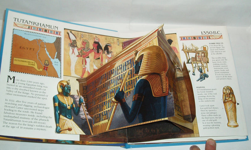 PopUp: Secret Treasures (A National Geographic Action Book),Used