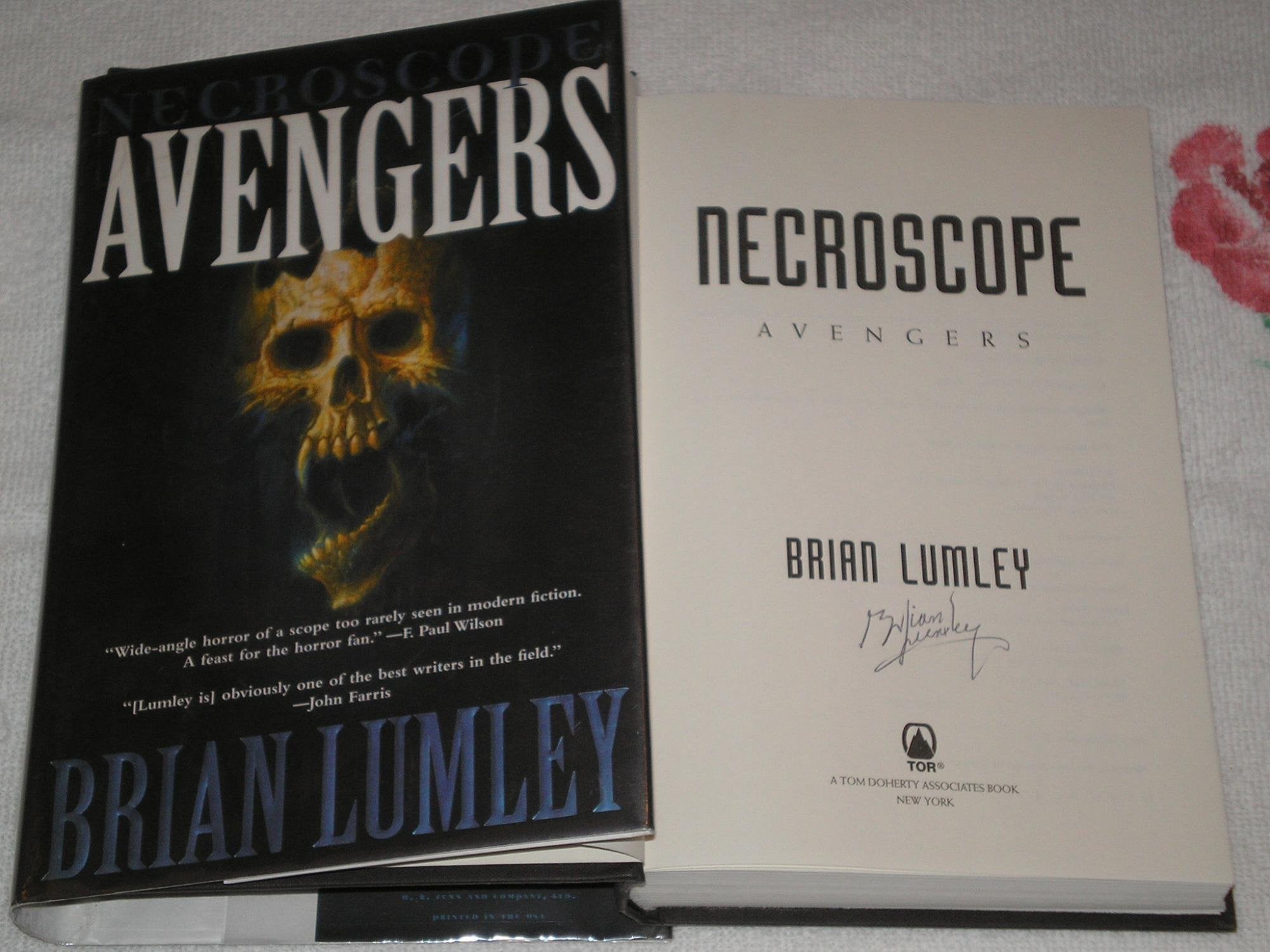 Necroscope: Avengers (Necroscope: Ebranch Trilogy)-new
