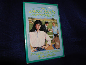 Everybody's Favorite (Linda Craig Adventures #11),Used