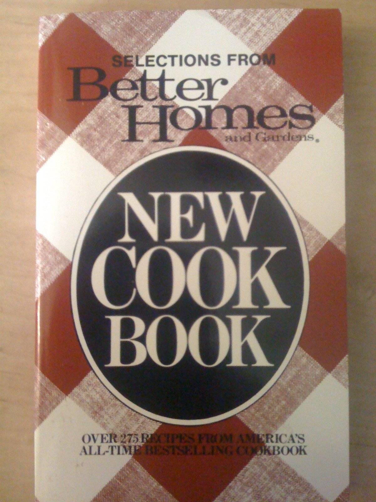 Better Homes And Gardens New Cookbook (Better Homes & Gardens New Cookbooks)
