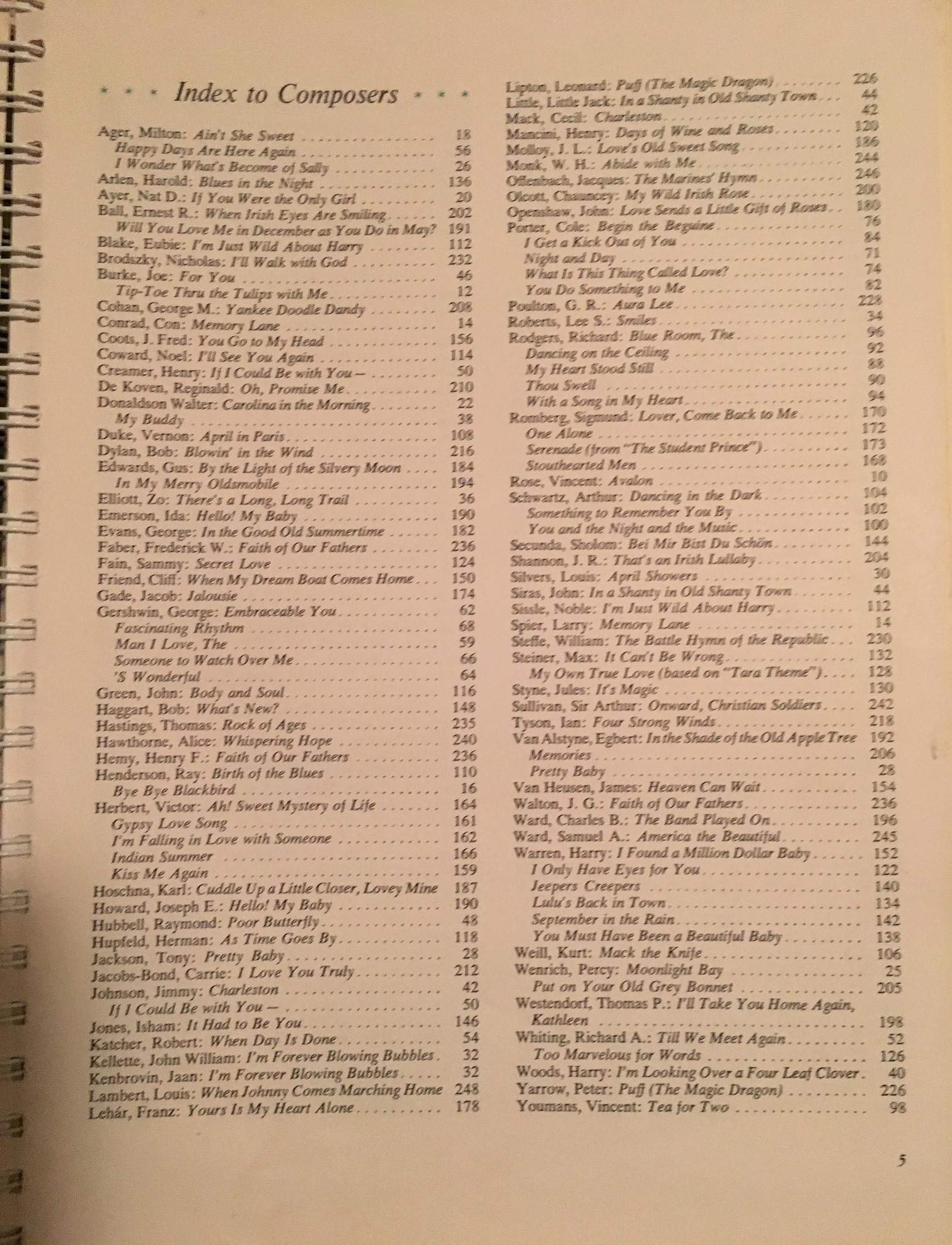 Reader's Digest: Family Songbook,Used