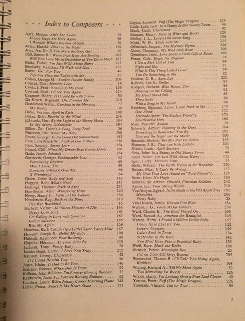 Reader's Digest: Family Songbook,Used