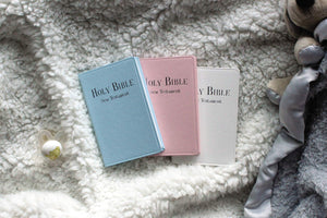 NIV, Tiny Testament Bible: New Testament, Leathersoft, White,Used