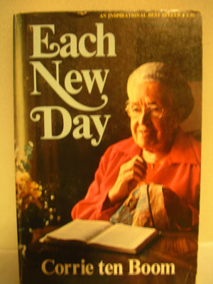 Each New Day : 365 Simple Reflections,Used