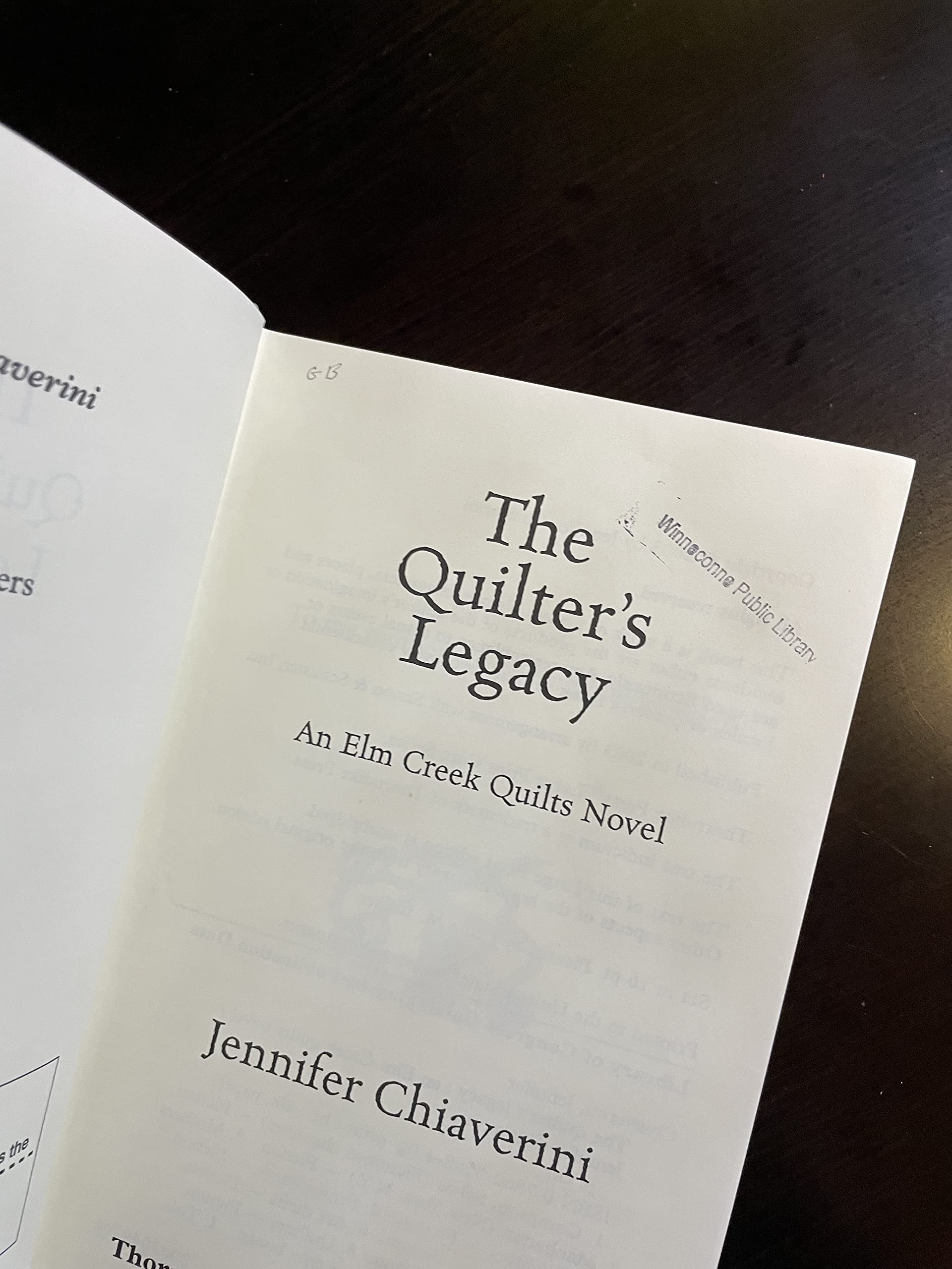 The Quilter's Legacy (Elm Creek Quilts Series #5),Used
