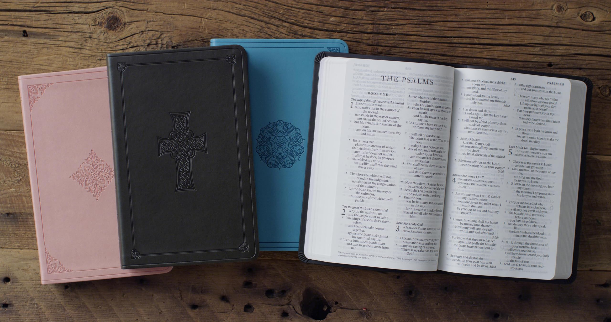 ESV Large Print Value Thinline Bible (TruTone, Olive, Celtic Cross Design),Used