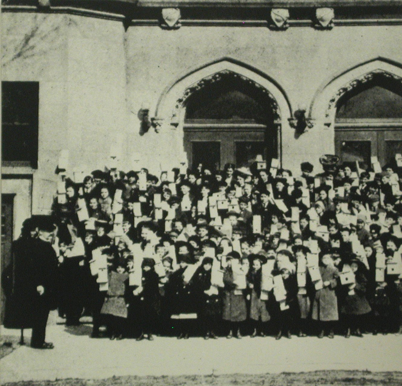 Michael Asher: The Renaissance Society, University Of Chicago, January 21March 4, 1990