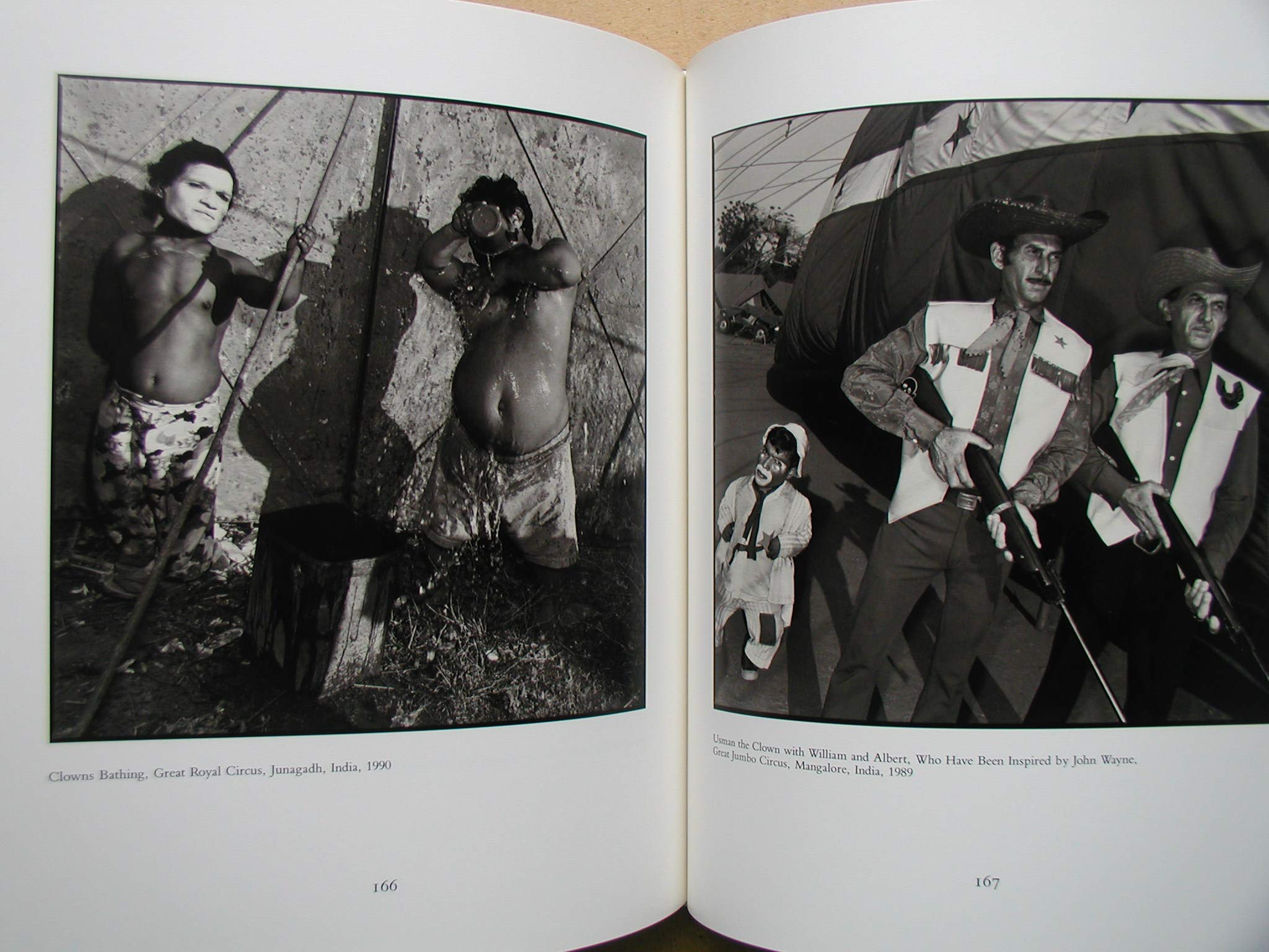 Mary Ellen Mark: 25 Years