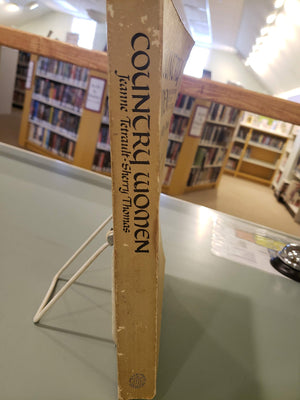 Country Women: A Handbook for the New Farmer,Used