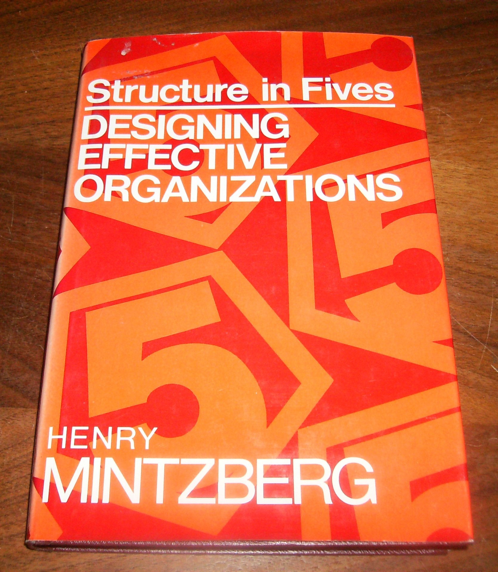 Structure In Fives: Designing Effective Organizations,Used