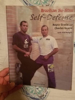 Brazilian Jiujitsu Selfdefense Techniques (Brazilian Jiujitsu Series)