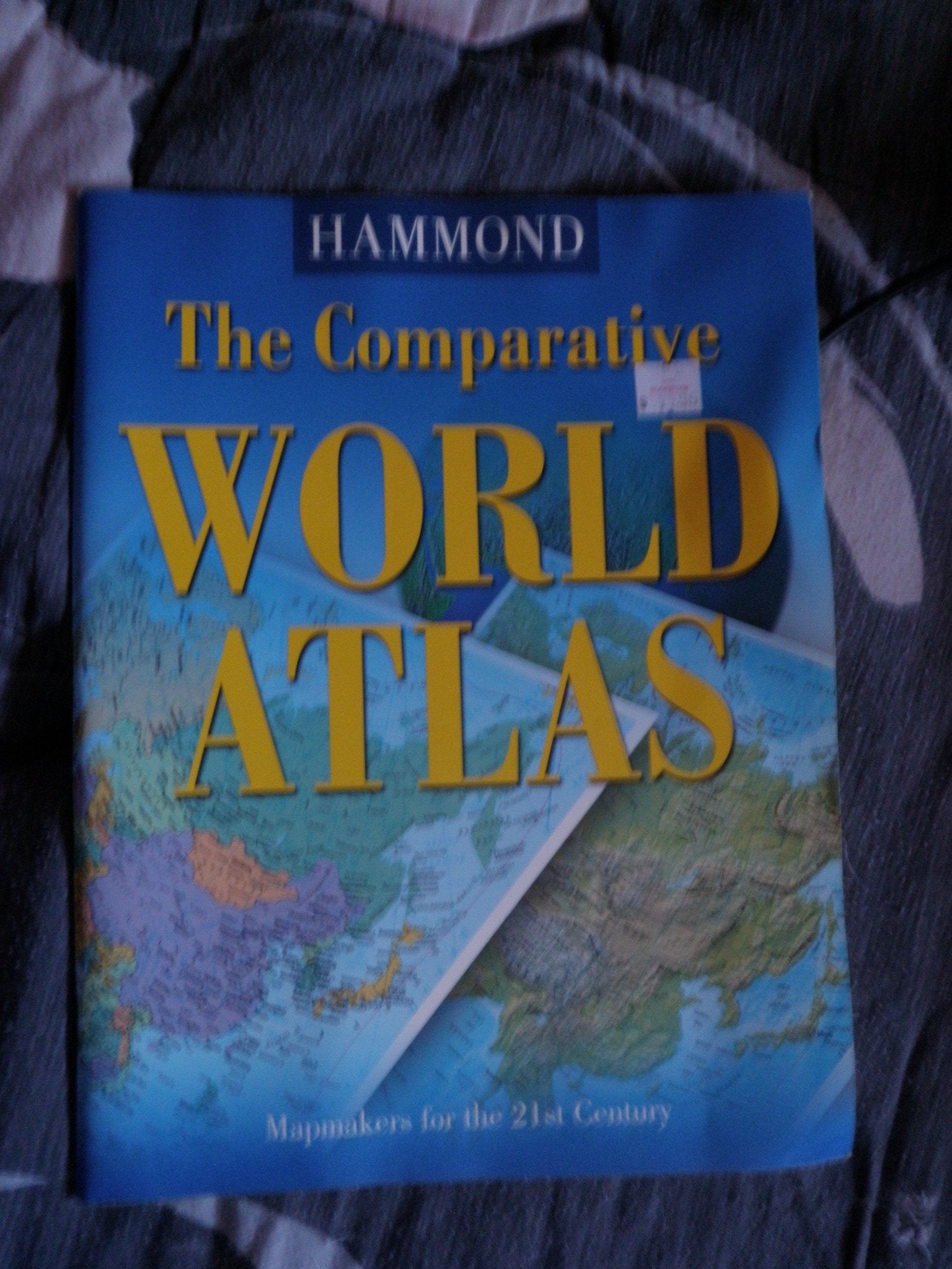 New Comparative World Atlas,Used