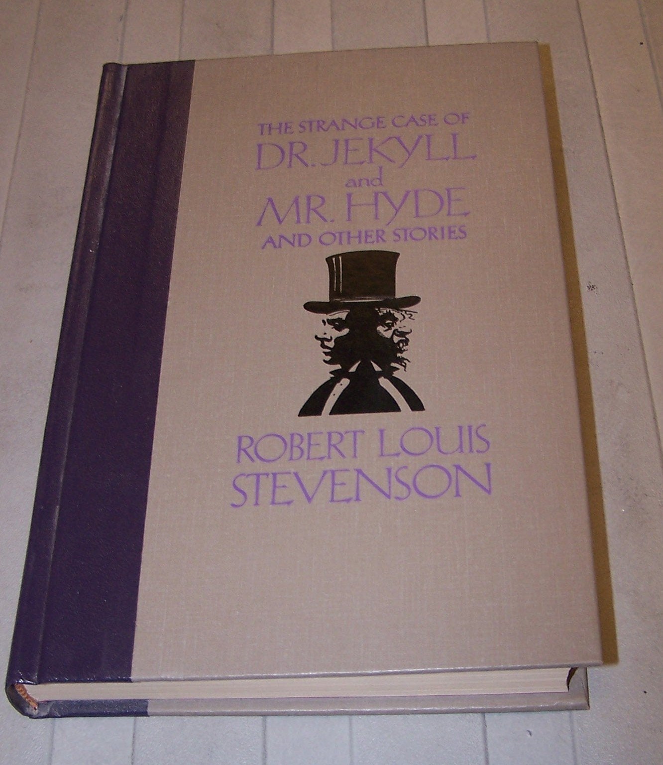 The Strange Case of Dr. Jekyll and Mr. Hyde & Other Stories,Used