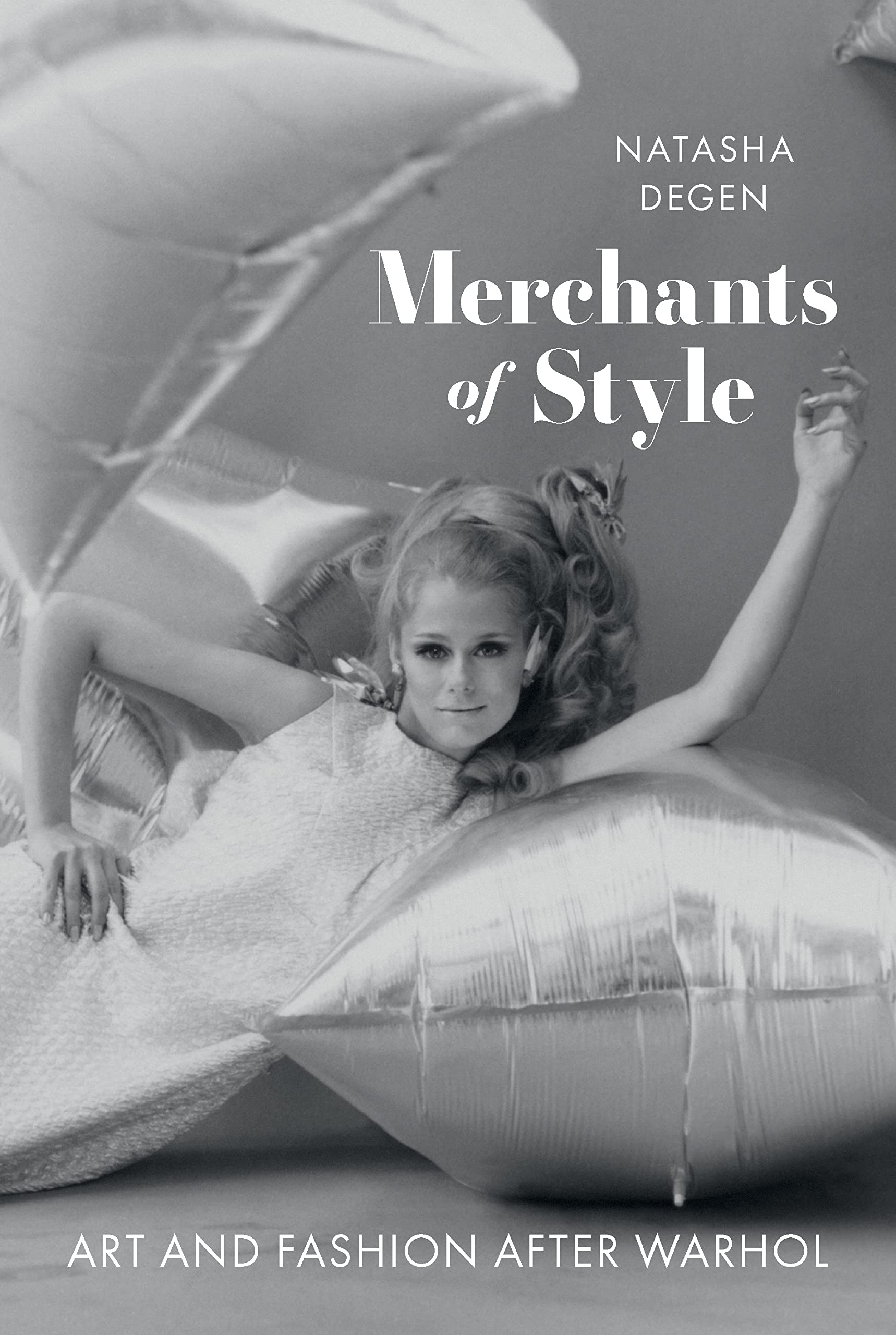 Merchants Of Style: Art And Fashion After Warhol,Used