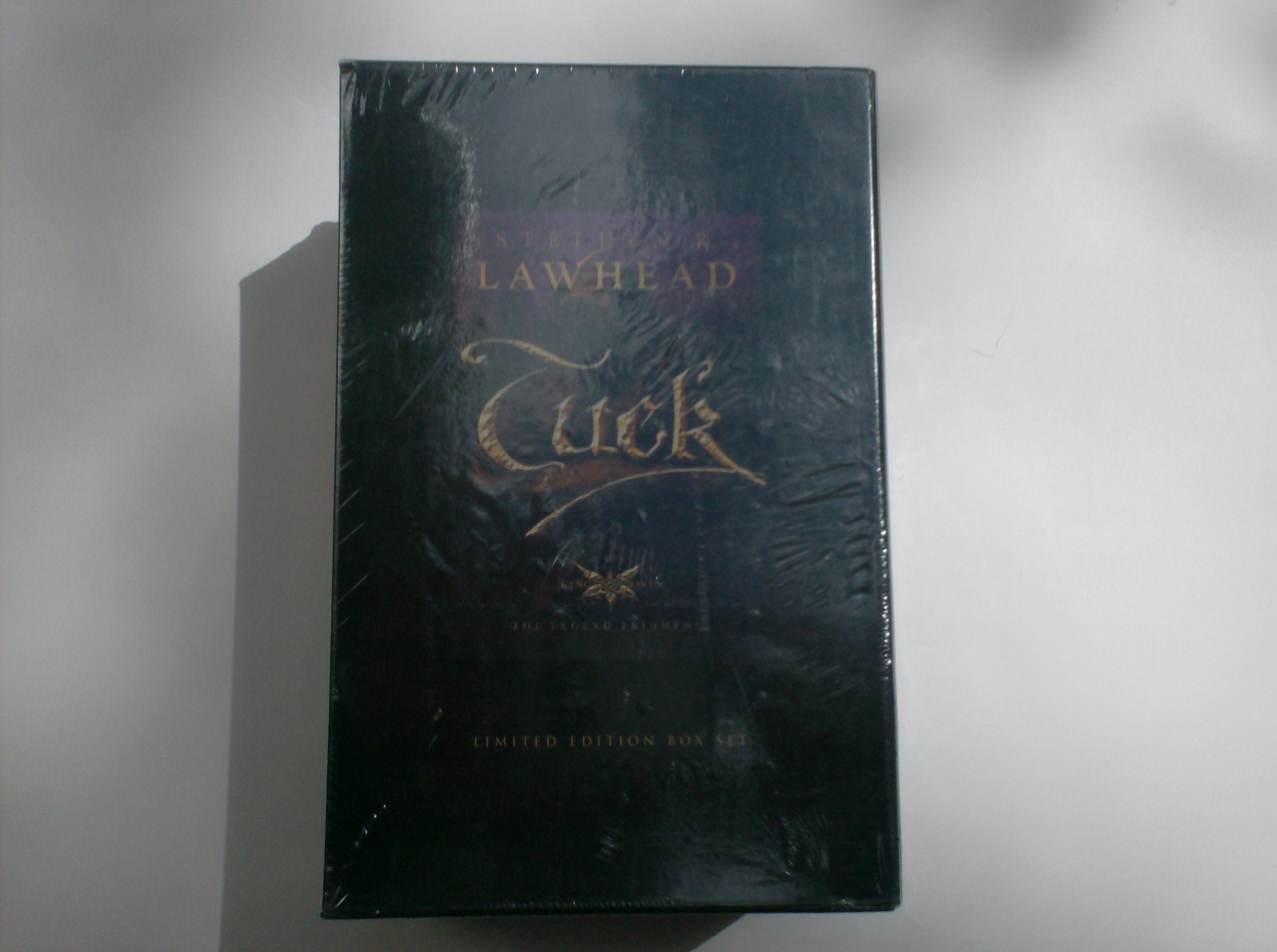 King Raven Trilogy (Hood, Scarlet & Tuck) Box Set,Used