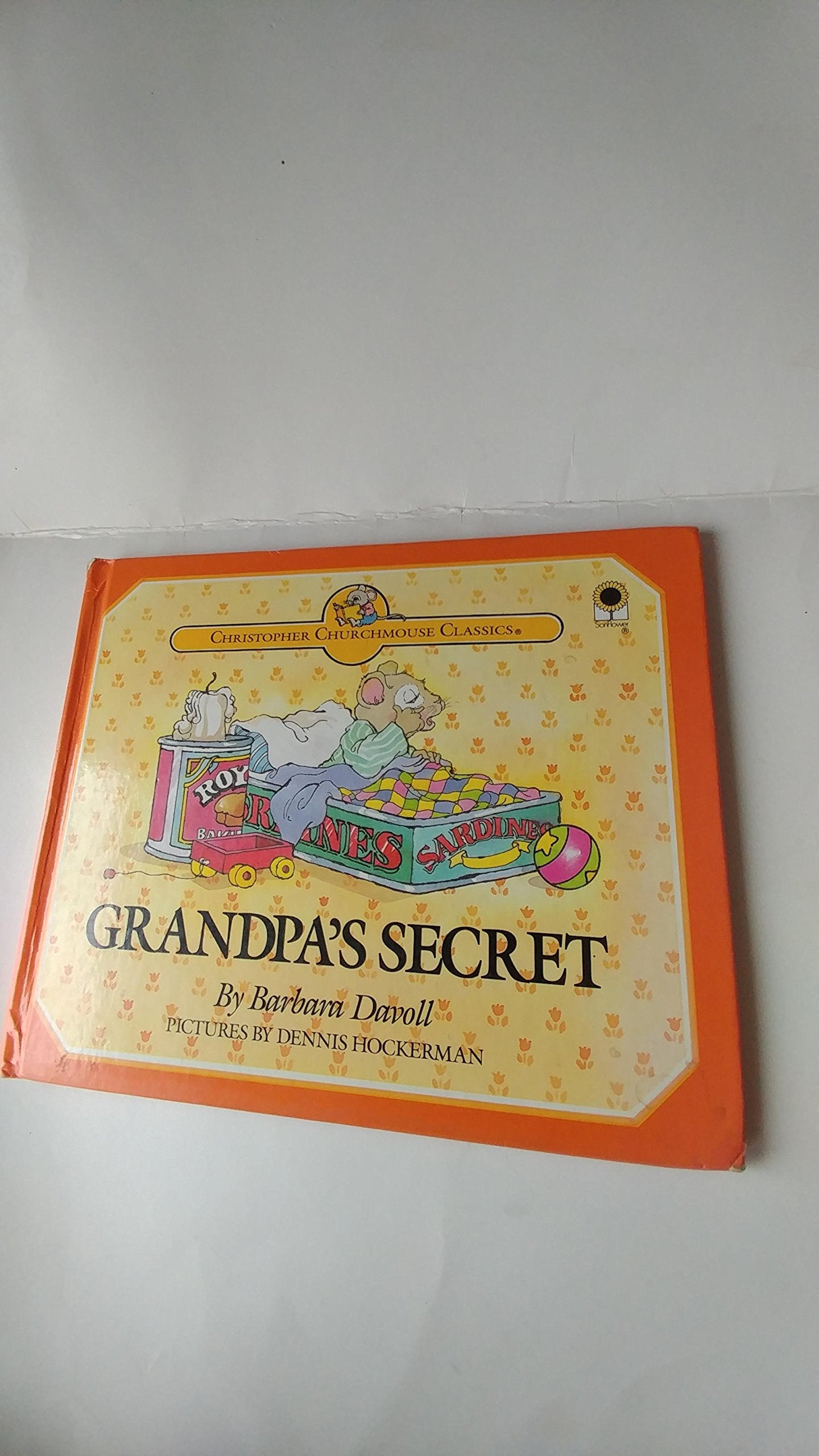 Grandpa's secret (Christopher Churchmouse classics),Used