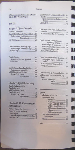 The Art of Electronics Student Manual,Used