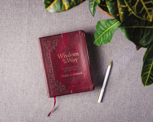 Wisdom for the Way, Large Text Leathersoft: 365 Days of Wise Words for Busy People (A 365Day Devotional),Used