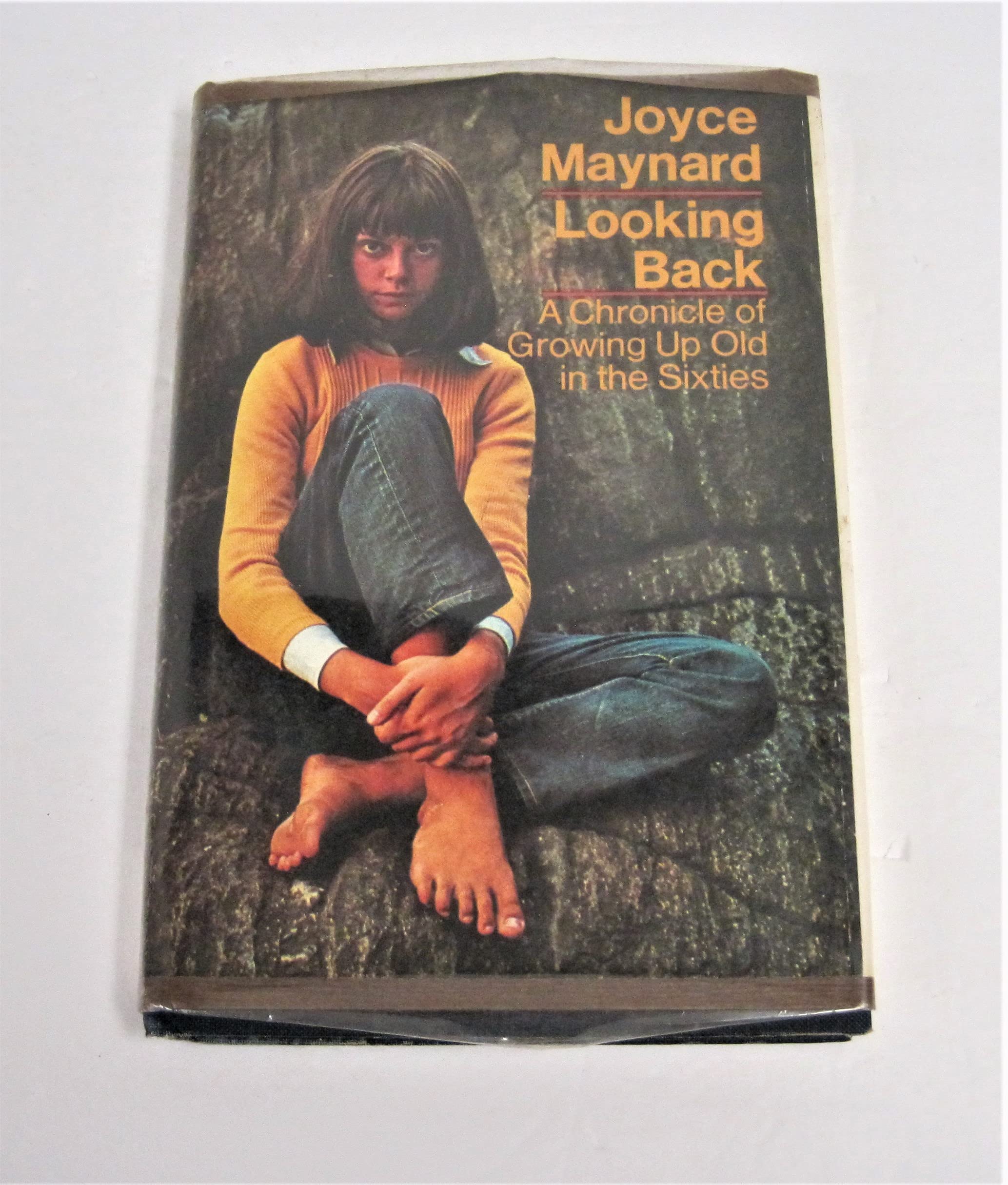 Looking back;: A chronicle of growing up old in the sixties,Used