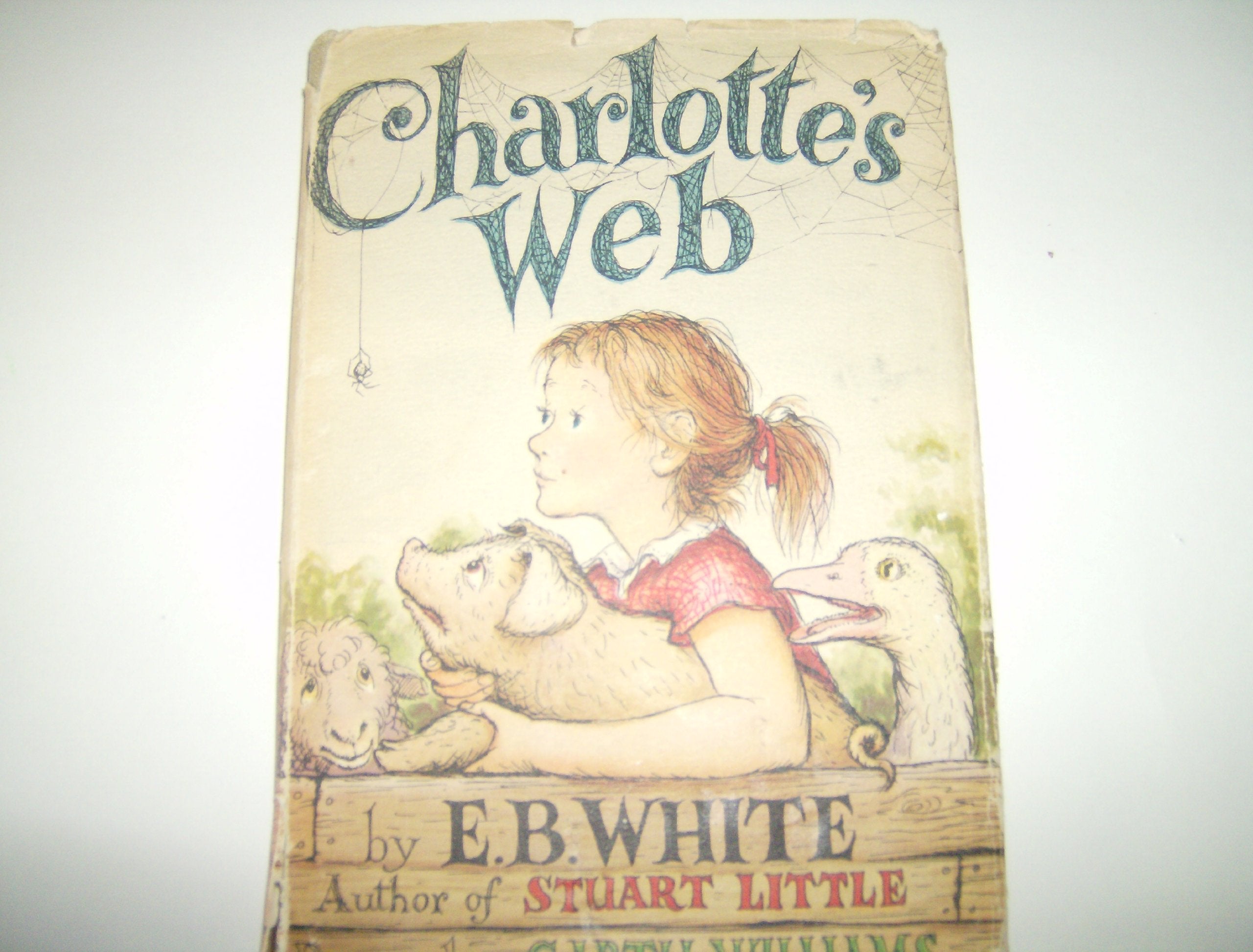 Charlottes Web: A Newbery Honor Award Winner-New