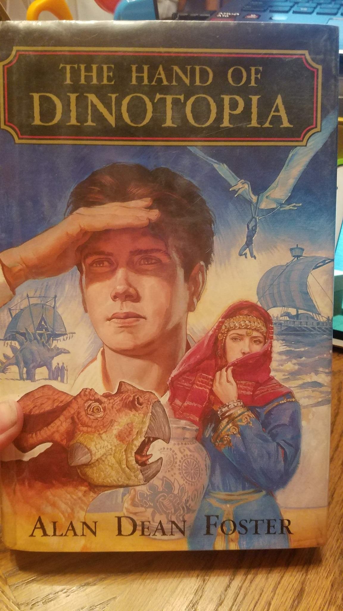 The Hand Of Dinotopia