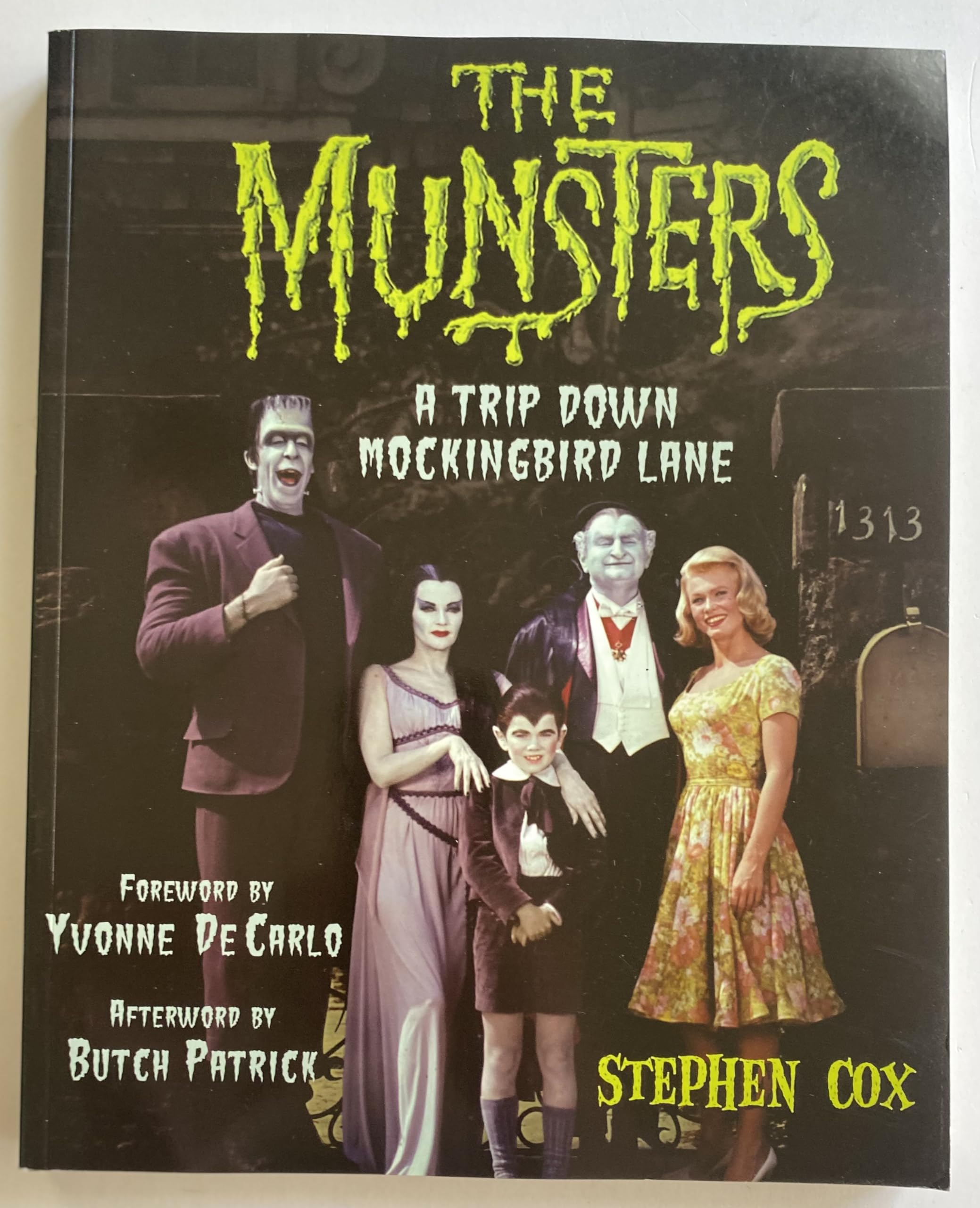 The Munsters: A Trip Down Mockingbird Lane,Used