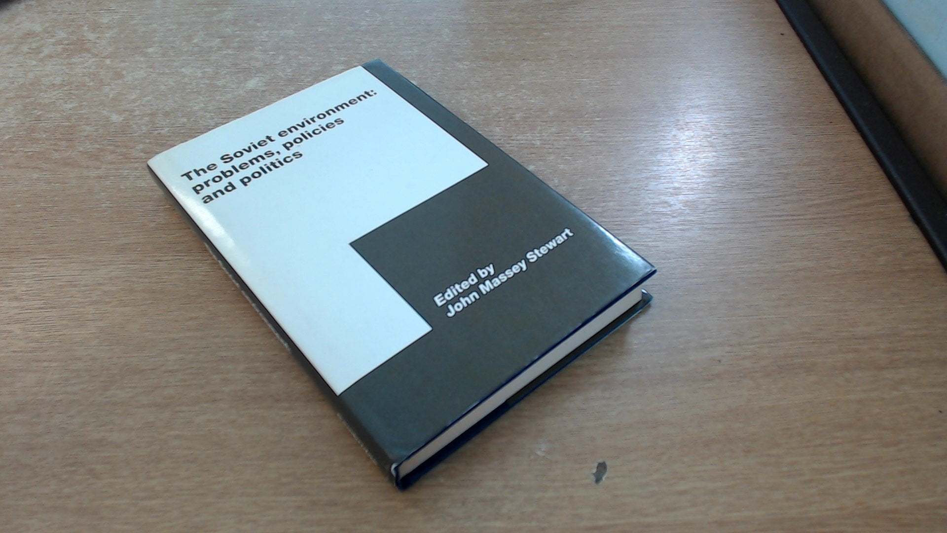 The Soviet Environment: Problems, Policies and Politics (International Council for Central and East European Studies),Used