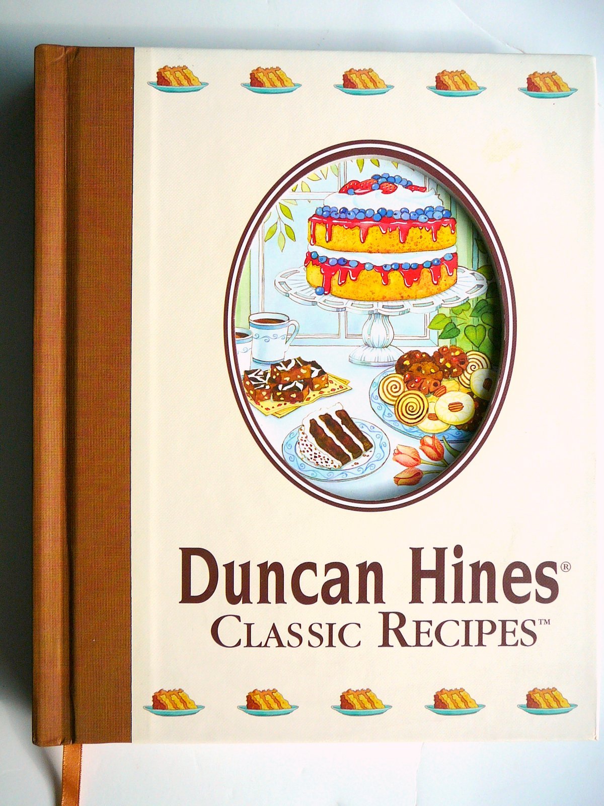 Duncan Hines Classic Recipes,Used