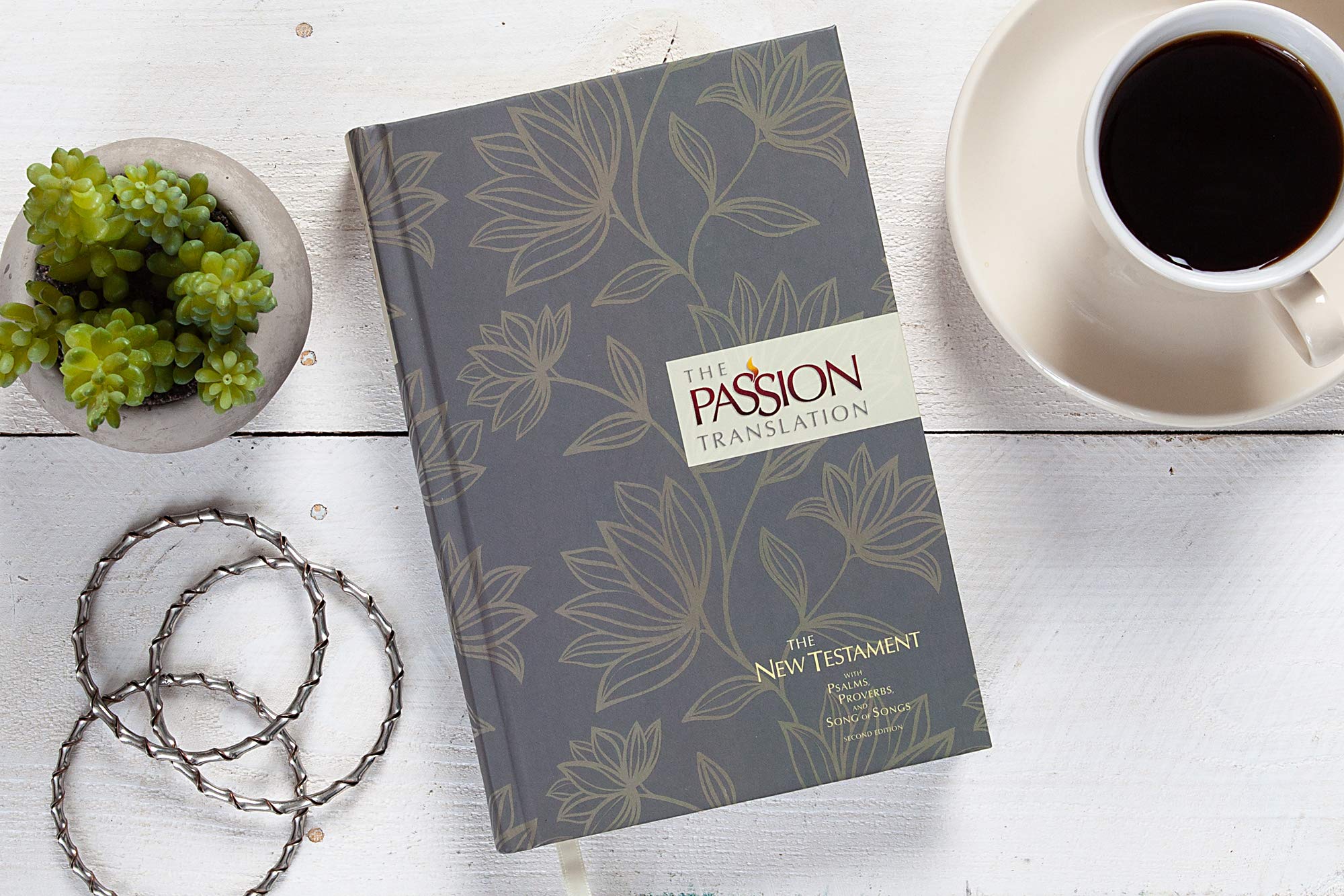 The Passion Translation New Testament, Floral (2nd Edition, Hardcover)  InDepth Bible with Psalms, Proverbs, and Song of Songs,New