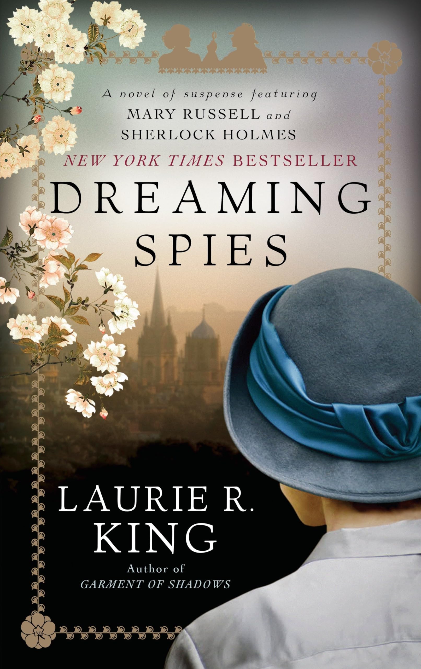 Dreaming Spies: A novel of suspense featuring Mary Russell and Sherlock Holmes,Used