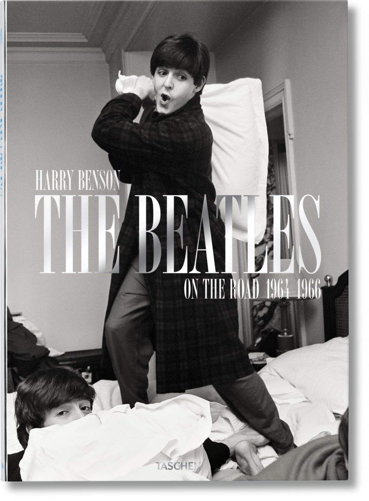 The Beatles on the Road 19641966,Used