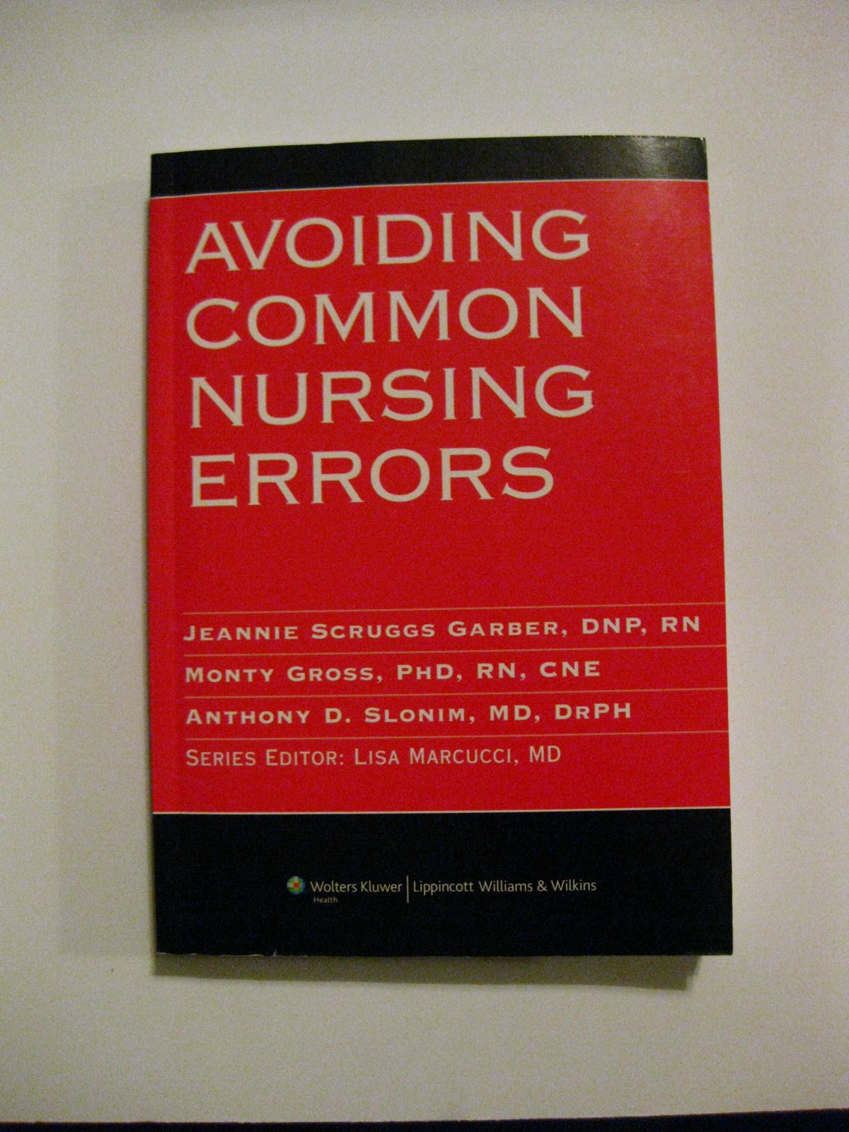 Avoiding Common Nursing Errors (Avoiding Common Errors),Used