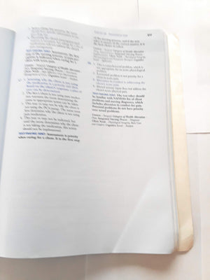 MedSurg Success: A Q&A Review Applying Critical Thinking to Test Taking (Davis's Success),Used