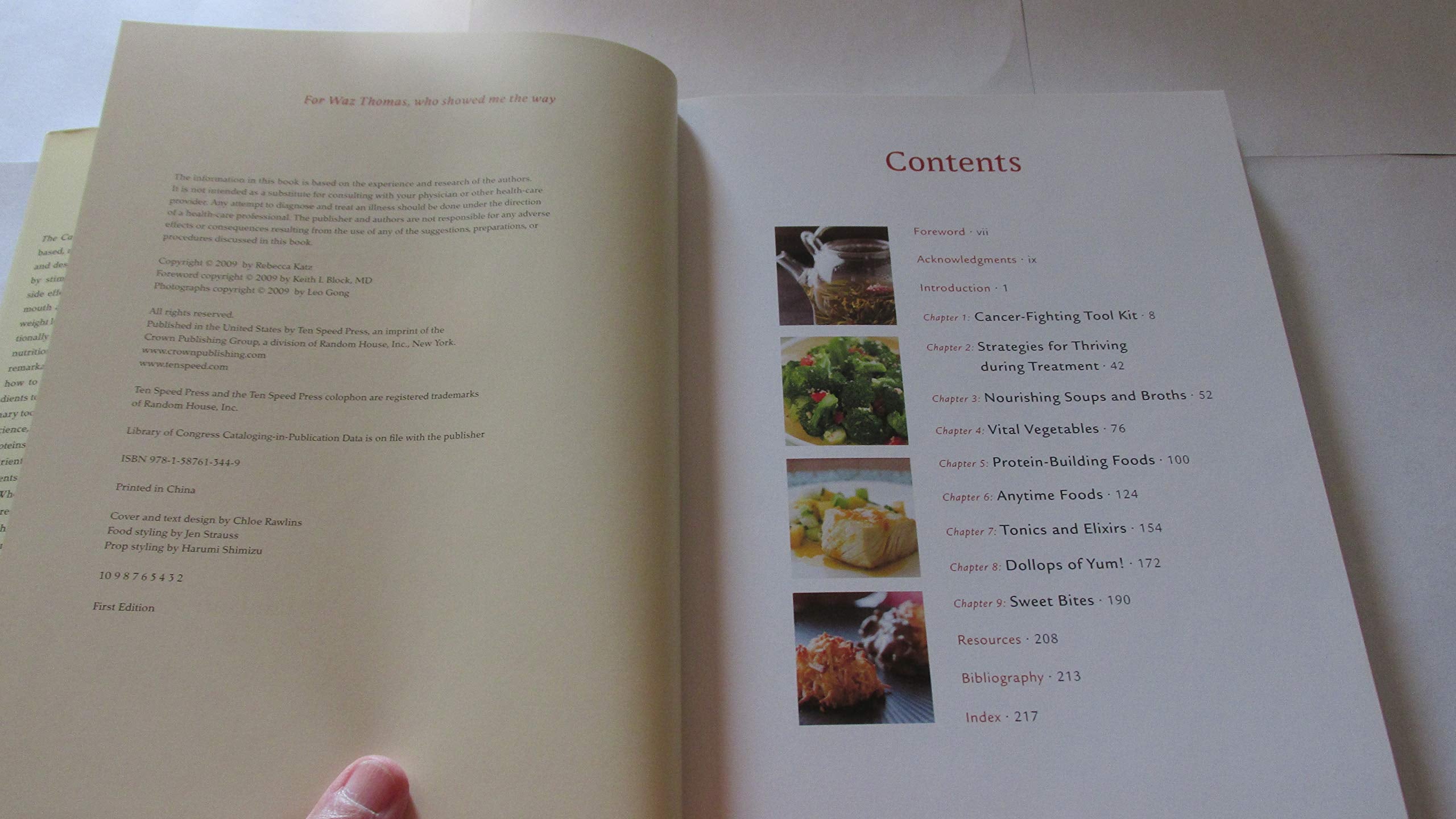 The CancerFighting Kitchen: Nourishing, BigFlavor Recipes for Cancer Treatment and Recovery,New