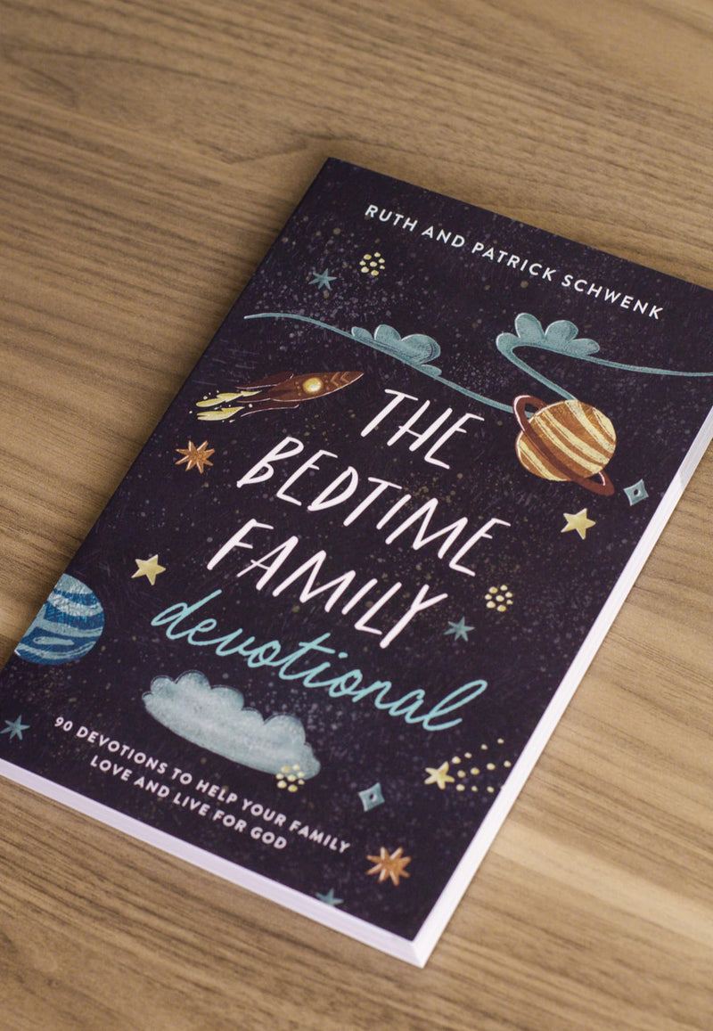 Bedtime Family Devotional: 90 Devotions to Help Your Family Love and Live for God,Used