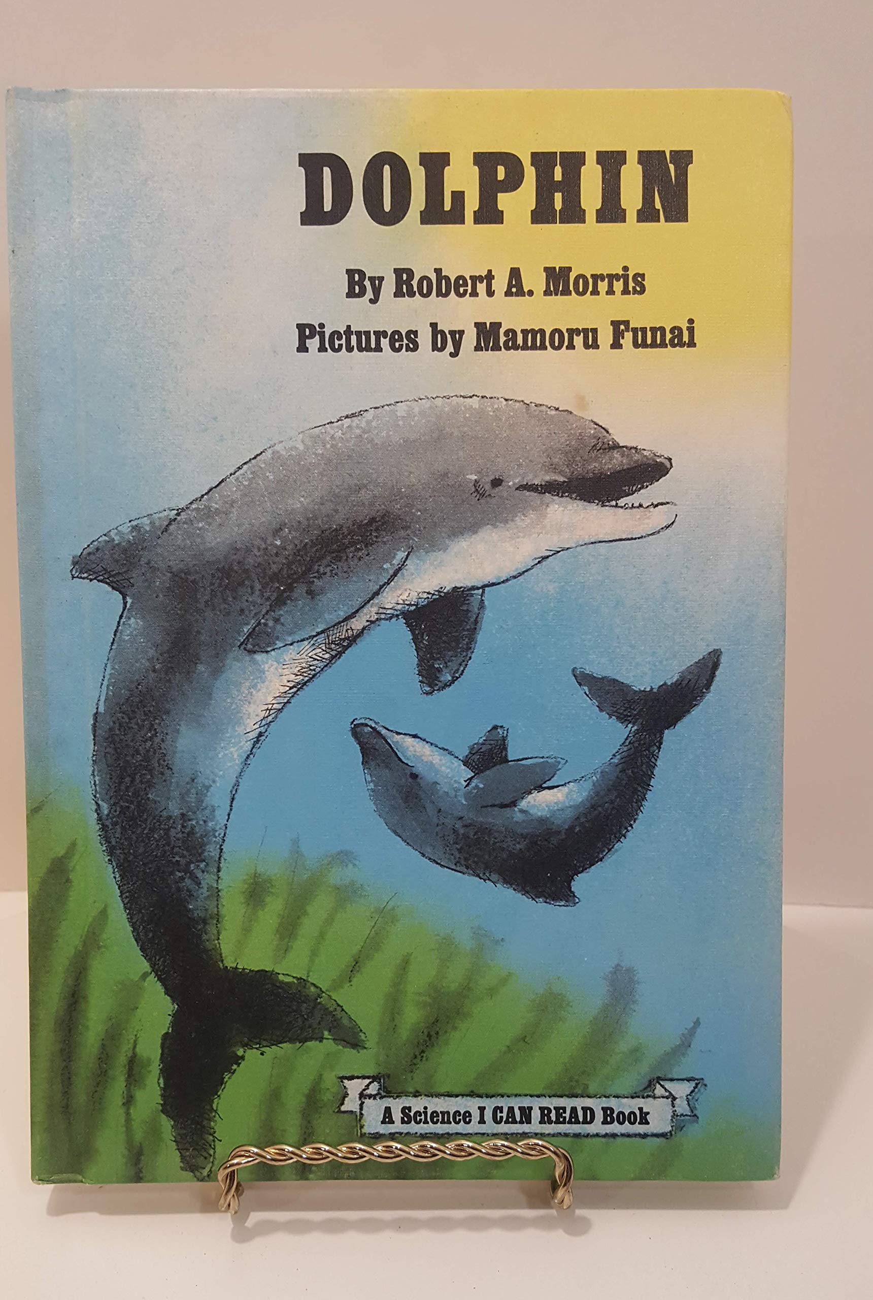 Dolphin (Science I Can Read Book),Used