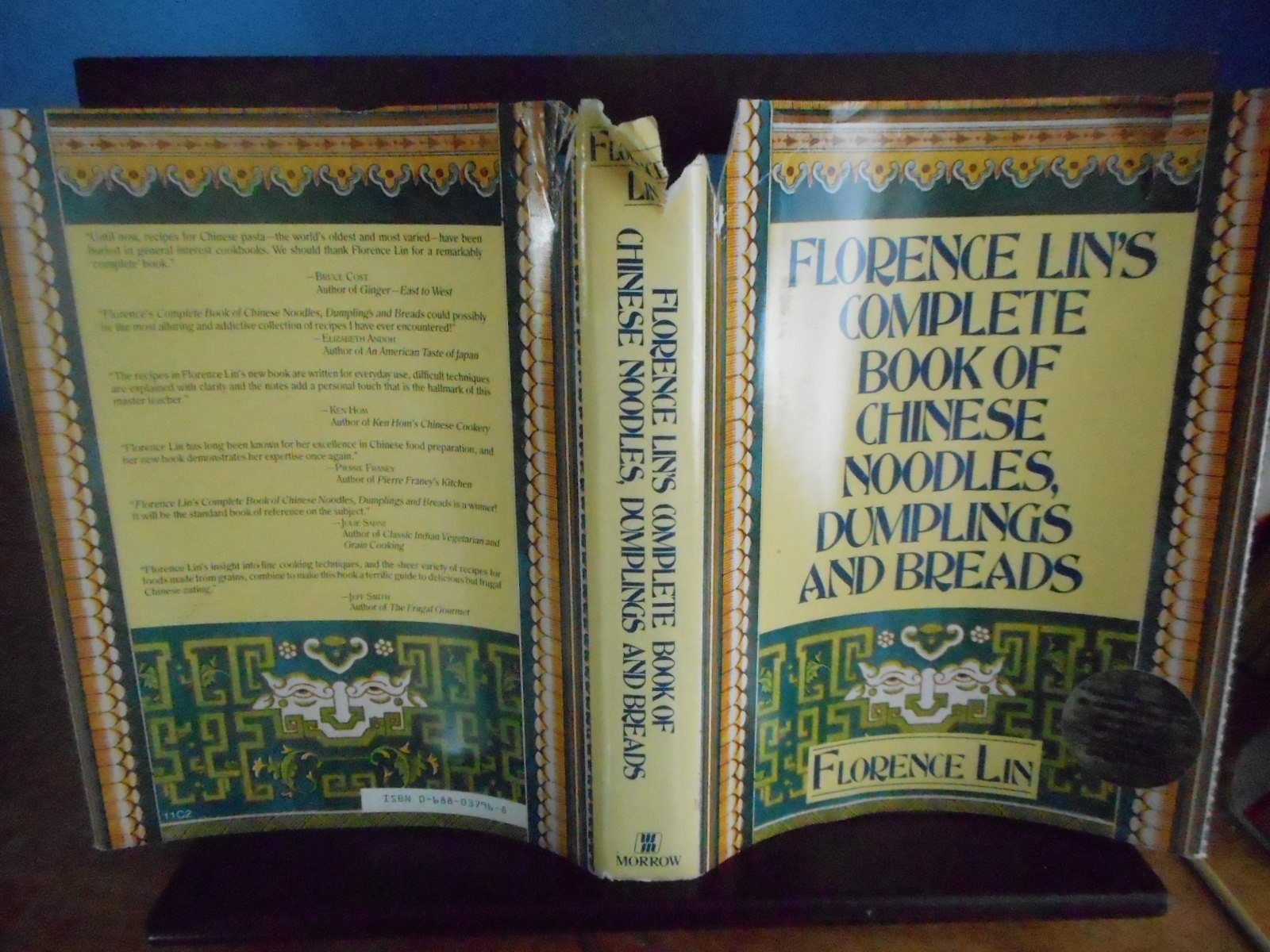 Florence Lin's Complete Book of Chinese Noodles, Dumplings and Breads,Used