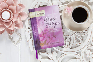 Grace and Hope: A 40Day Devotional for Lent and Easter (The Passion Translation),Used