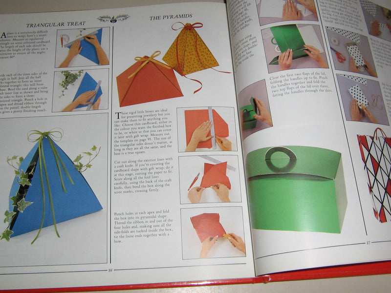 Christmas Craft Book (Creative Design),Used