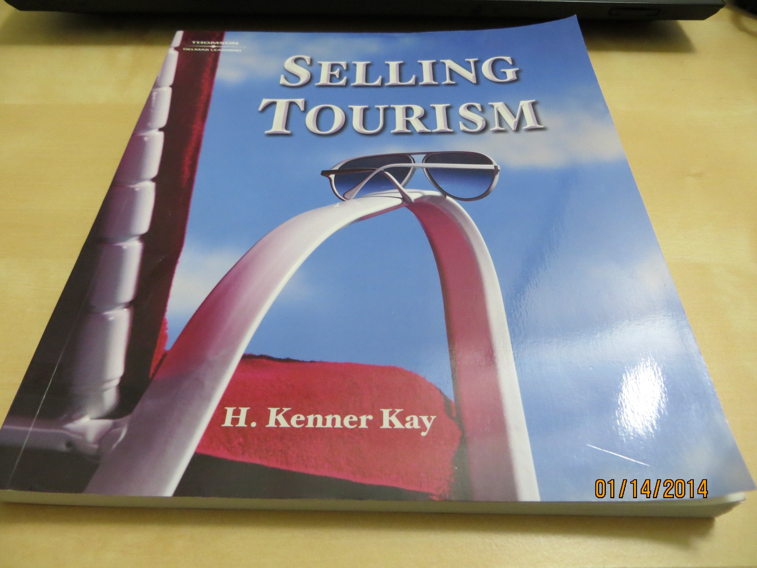 Selling Tourism,Used